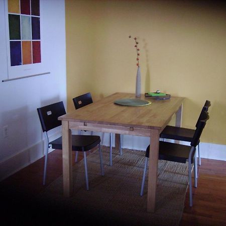 Absolute 1000 Islands Monthly Suites Gananoque Buitenkant foto