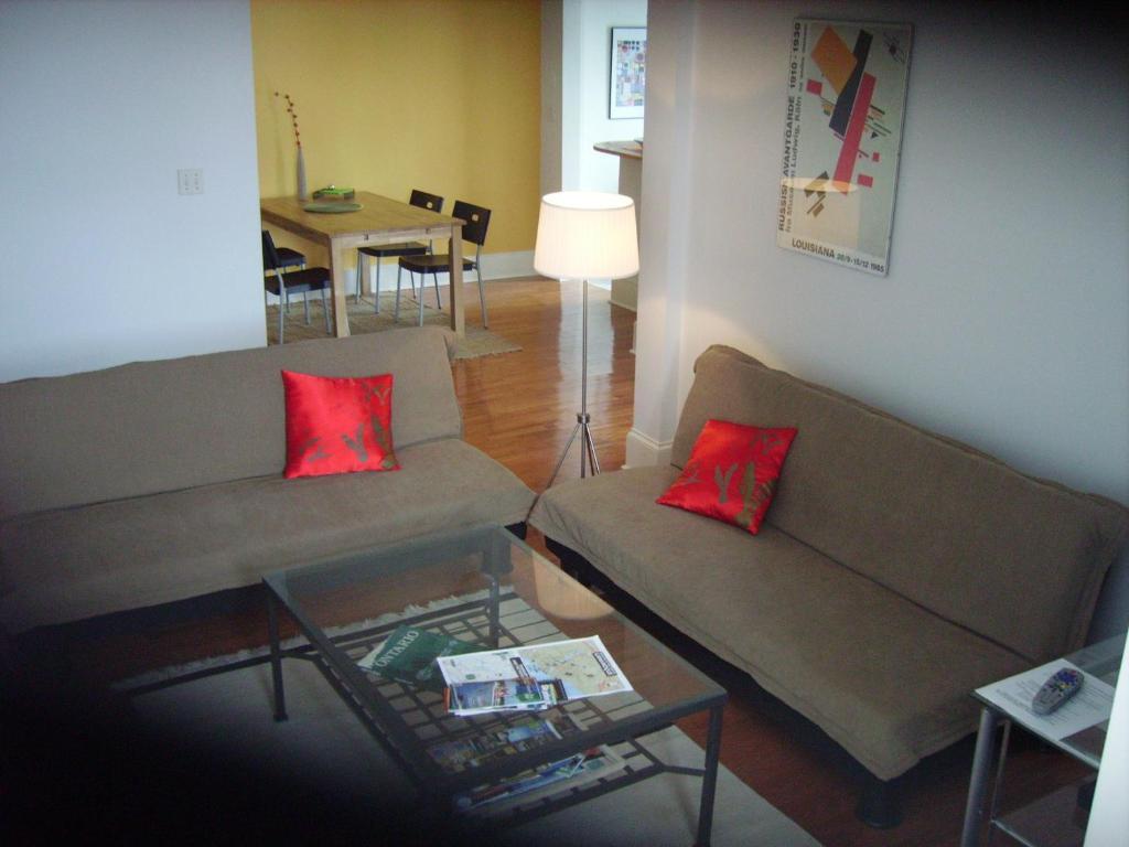 Absolute 1000 Islands Monthly Suites Gananoque Kamer foto